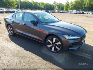 VOLVO VOLVO S60 RECHARGE PLUG-IN HYBRID T8 PLUS DARK THEME