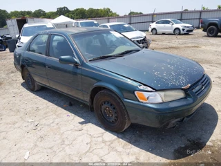 TOYOTA TOYOTA CAMRY LE