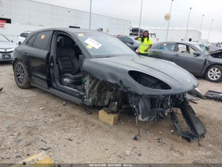 PORSCHE PORSCHE MACAN S