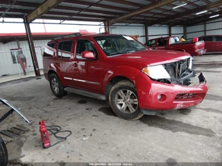 NISSAN NISSAN PATHFINDER SILVER