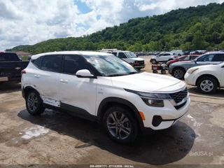 KIA KIA SELTOS LX
