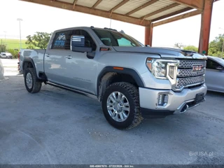 GMC SIERRA 2500HD 4WD  STANDARD BED DENALI