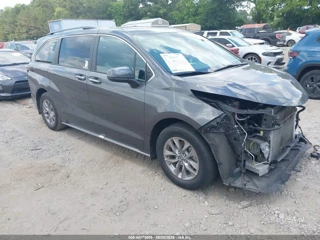 TOYOTA TOYOTA SIENNA XLE 8 PASSENGER