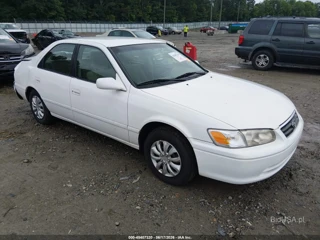 TOYOTA TOYOTA CAMRY CE