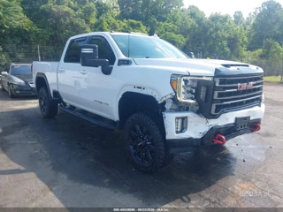 GMC SIERRA 2500HD 4WD  STANDARD BED AT4
