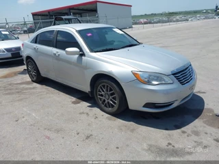 CHRYSLER CHRYSLER 200 LX