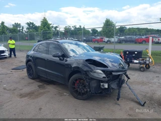 PORSCHE PORSCHE MACAN GTS