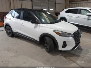 NISSAN NISSAN KICKS SR XTRONIC CVT