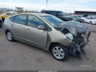 TOYOTA TOYOTA PRIUS