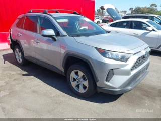 TOYOTA TOYOTA RAV4 HYBRID LE