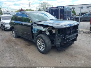 JEEP JEEP GRAND CHEROKEE L LAREDO 4X4