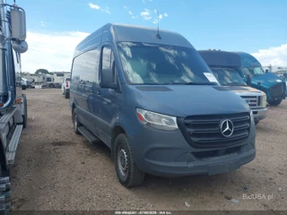 MERCEDES-BENZ MERCEDES-BENZ SPRINTER 2500 HIGH ROOF V6