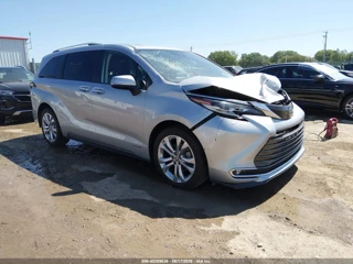 TOYOTA TOYOTA SIENNA PLATINUM