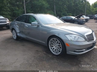 MERCEDES-BENZ MERCEDES-BENZ S 550 4MATIC