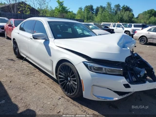 BMW 740I