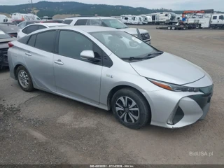 TOYOTA TOYOTA PRIUS PRIME PREMIUM