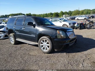 GMC YUKON DENALI