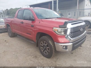 TOYOTA TOYOTA TUNDRA SR5 5.7L V8