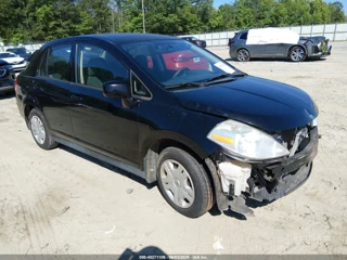 NISSAN NISSAN VERSA 1.8S