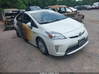 TOYOTA TOYOTA PRIUS PLUG-IN