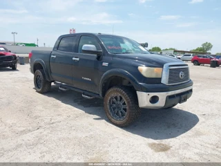 TOYOTA TOYOTA TUNDRA PLATINUM 5.7L V8