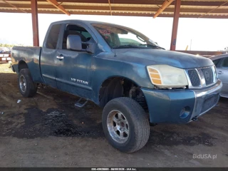 NISSAN NISSAN TITAN SE