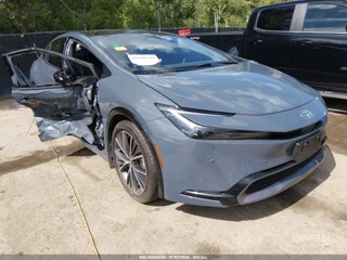 TOYOTA TOYOTA PRIUS XLE