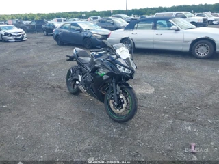 KAWASAKI KAWASAKI EX650 R