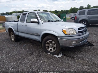TOYOTA TOYOTA TUNDRA SR5 V8