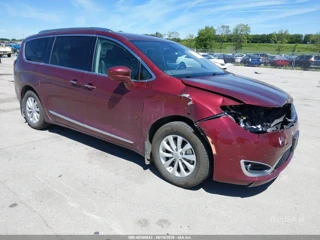 CHRYSLER CHRYSLER PACIFICA TOURING L