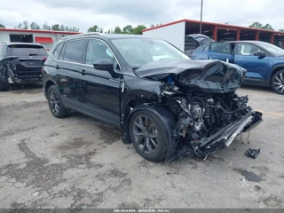 VOLKSWAGEN VOLKSWAGEN TIGUAN 2.0T SE