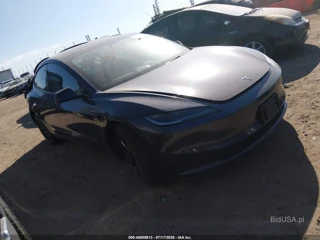 TESLA TESLA MODEL 3 LONG RANGE DUAL MOTOR ALL-WHEEL DRIVE