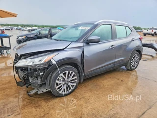 NISSAN KICKS SV