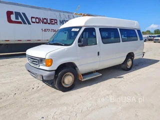 FORD ECONOLINE E250 VAN