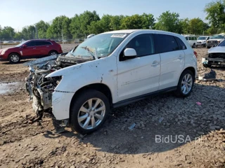 MITSUBISHI OUTLANDER SPORT ES
