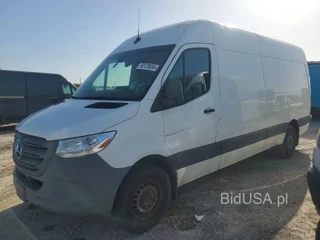 MERCEDES-BENZ SPRINTER 2500