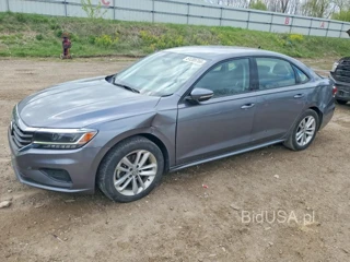 VOLKSWAGEN PASSAT S