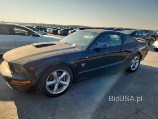 FORD MUSTANG GT