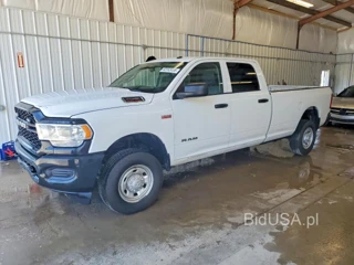 RAM 2500 TRADESMAN