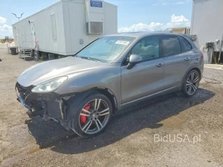 PORSCHE CAYENNE TURBO