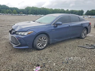 TOYOTA AVALON XLE