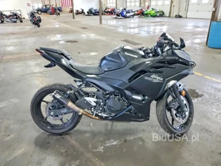 KAWASAKI EX500