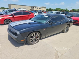 DODGE CHALLENGER SRT-8