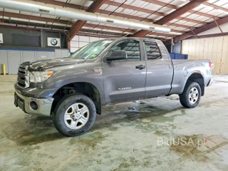 TOYOTA TUNDRA DOUBLE CAB SR5