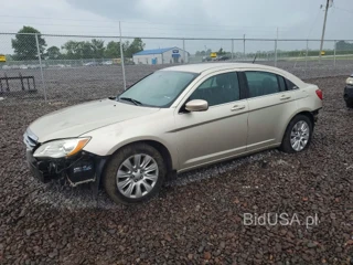 CHRYSLER 200 LX