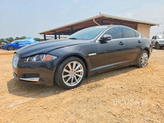 JAGUAR XF 2.0T PREMIUM