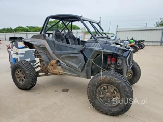 POLARIS RZR