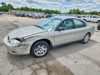 FORD TAURUS SE