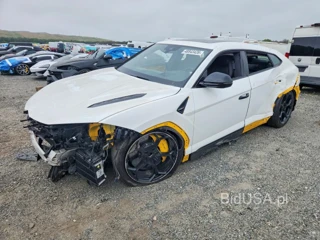 LAMBORGHINI URUS PERFORMANTE
