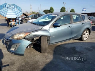 MAZDA 3 S